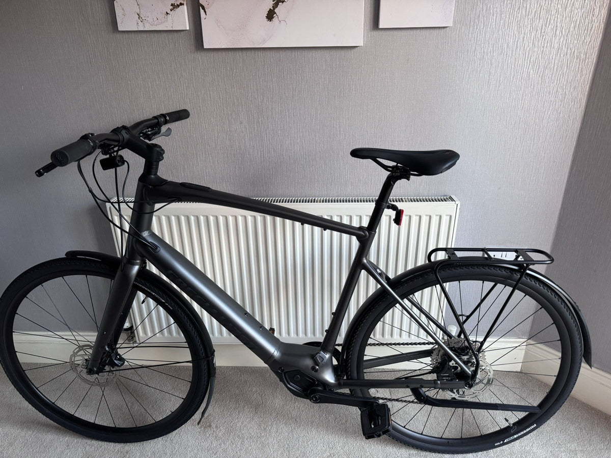 Nearly new Specialized Vado SL 4.0 XL bike for sale with warranty