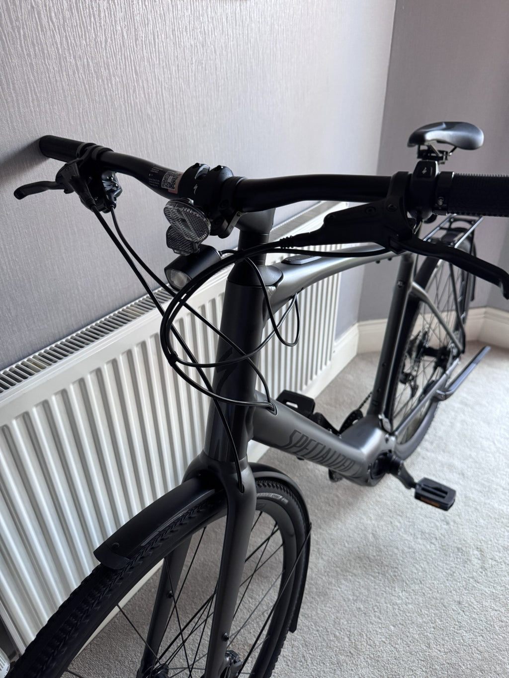 Nearly new Specialized Vado SL 4.0 XL bike for sale with warranty