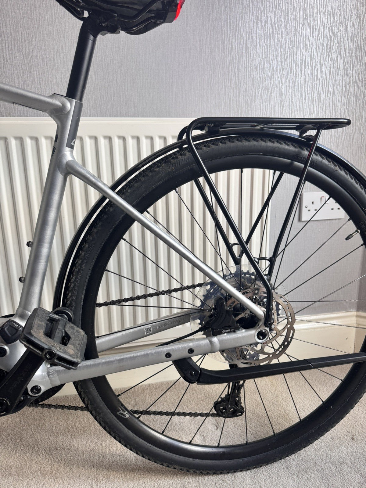 Excellent conditions Specialized Vado SL 5.0 EQ Large bike for sale