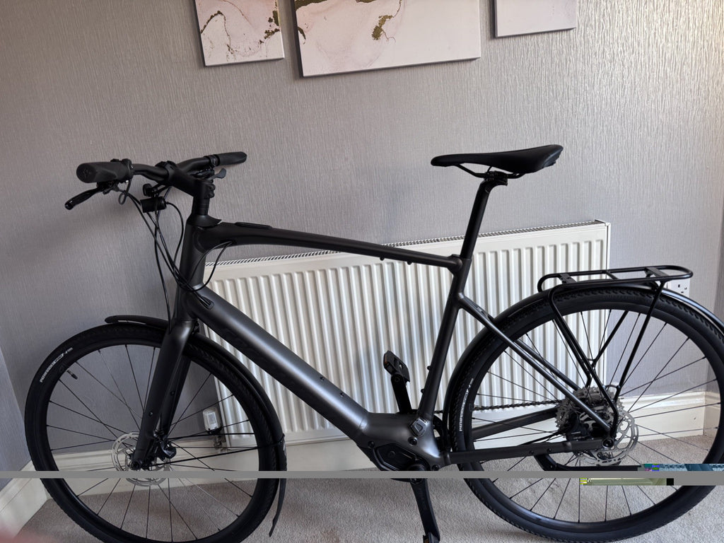 Nearly new Specialized Vado SL 4.0 XL bike for sale with warranty