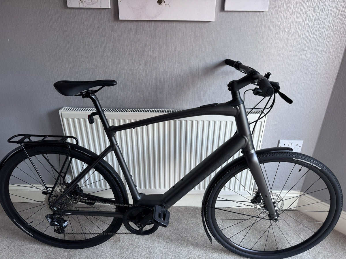 Nearly new Specialized Vado SL 4.0 XL bike for sale with warranty