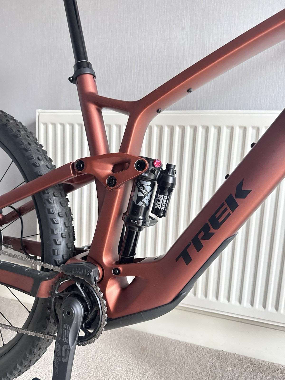 TREK FUEL EXE 9.7 XT XL 2023 CARBON FULL SUSPENSION MOUNTAIN BIKE 30 Miles Done